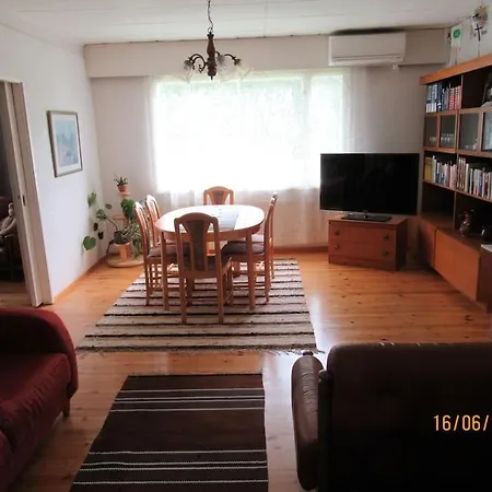 Maatilamajoitus Villa *