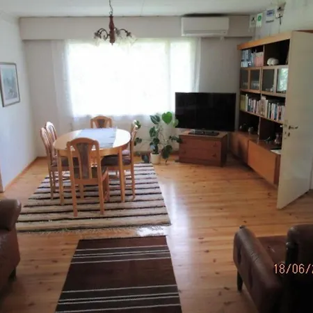 Maatilamajoitus Villa *
